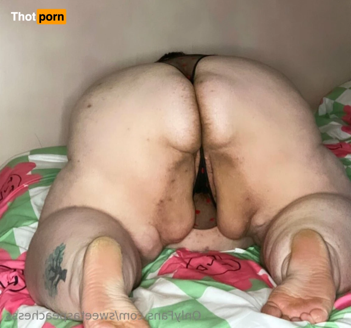 Sweet As Peaches 15700016