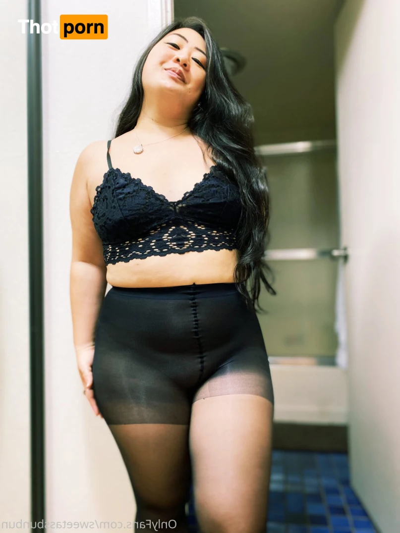 SweetAssBunBun 15698396