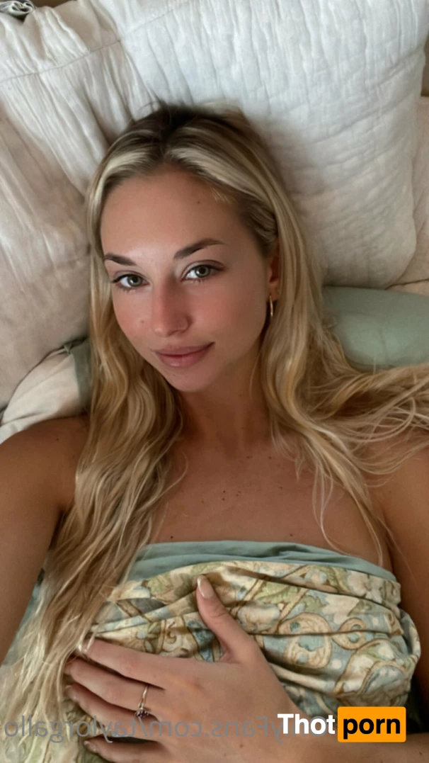 🌙Taylor Gallo 5666558