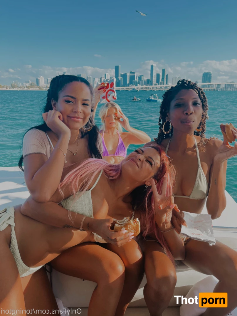 Tea with Tori ✨ 5769831