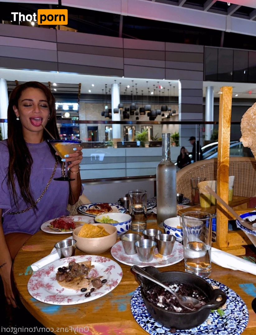 Tea with Tori ✨ 5770012