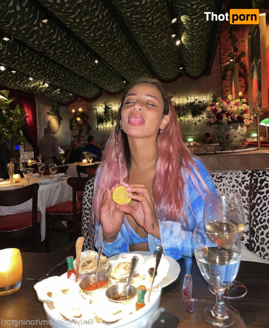 Tea with Tori ✨ 5770077