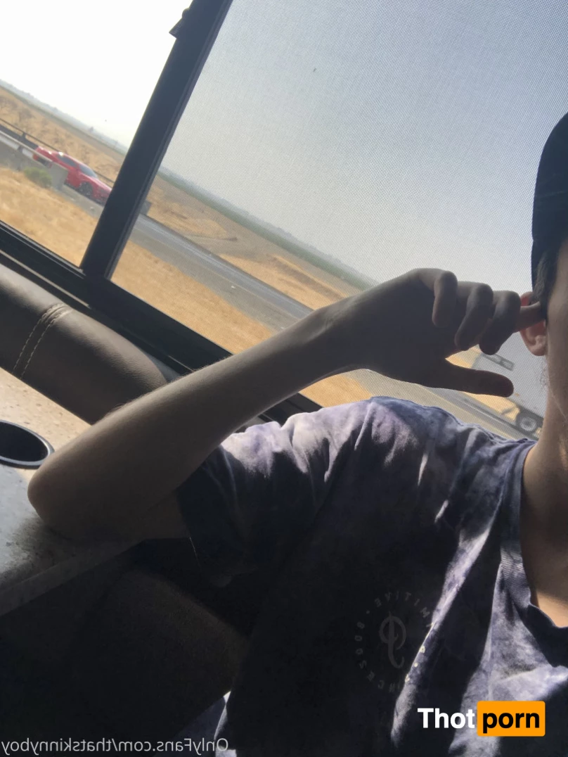 Skinny boy <3 5649267