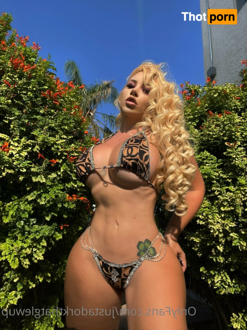 Just a dork that glew up 🤓 6129914