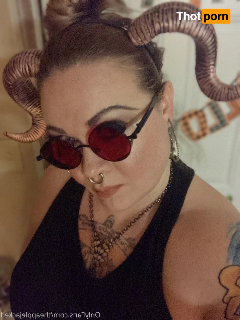 Lady Leatherman 2647426