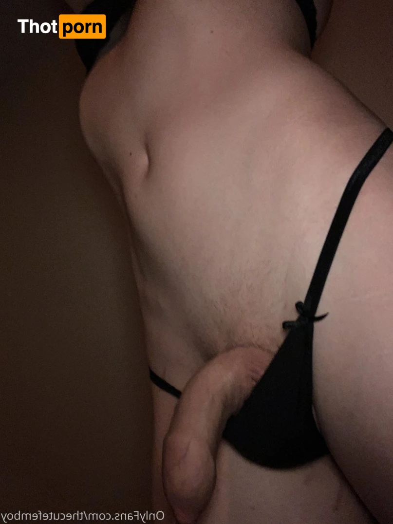 The Cute Femboy 💖 2906201