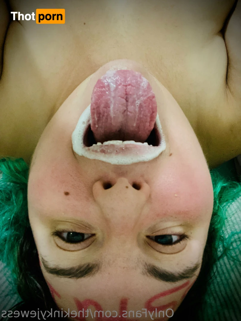 Eliana Foxx 15497292