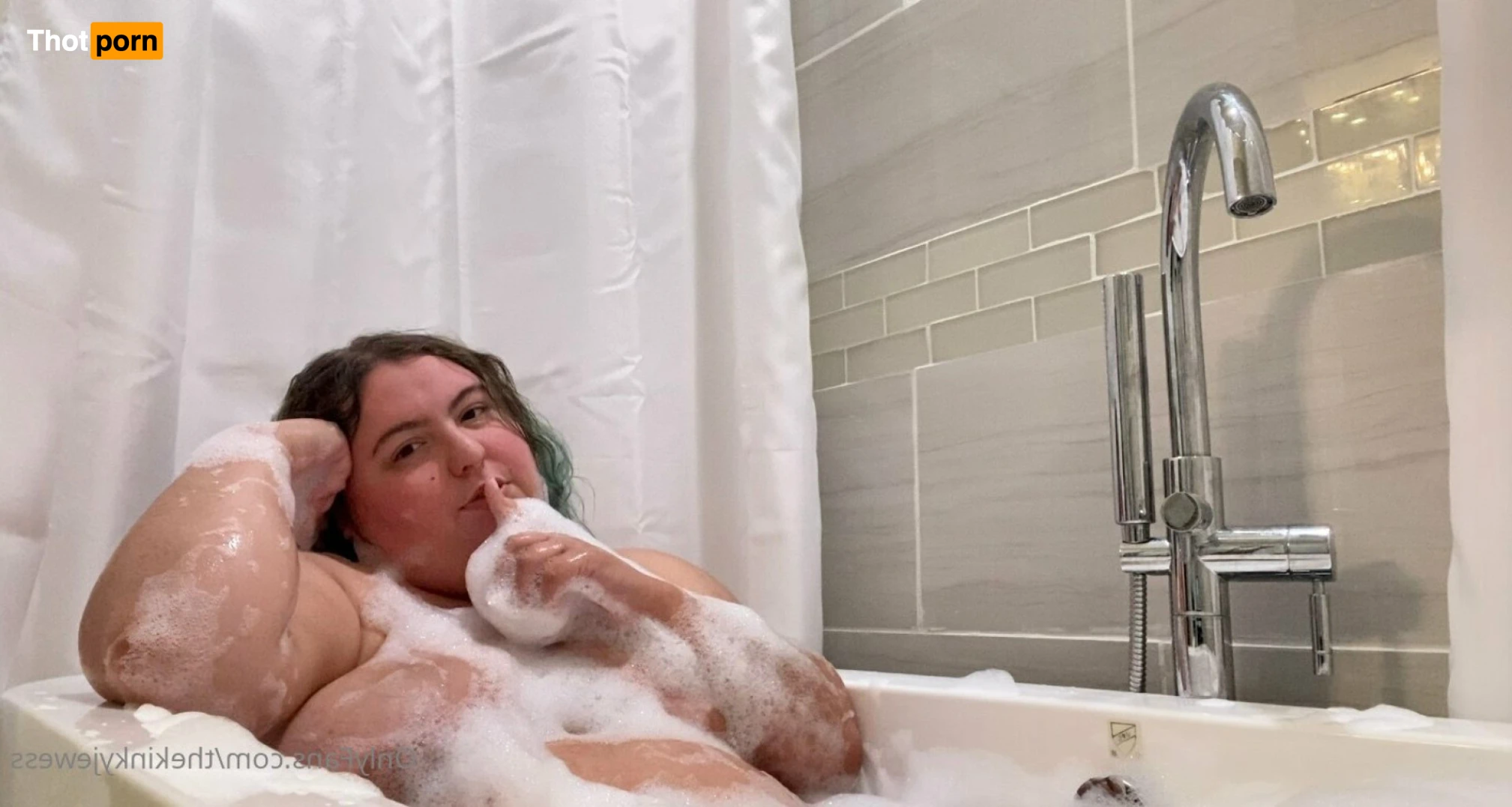 Eliana Foxx 15497320