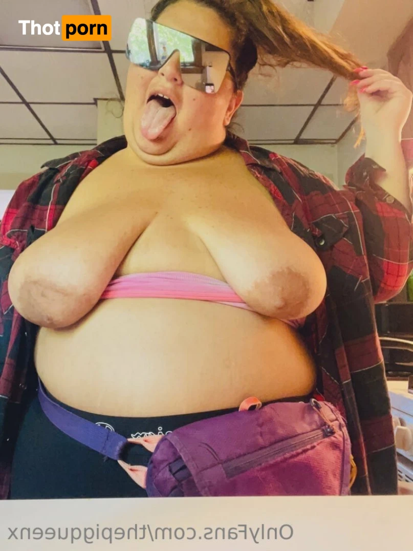 ThePigQueen 15470880