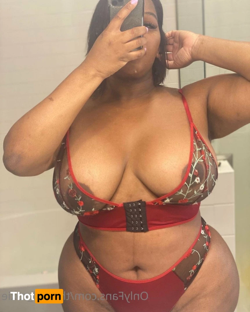 TheReal_RoxieFree 2664329