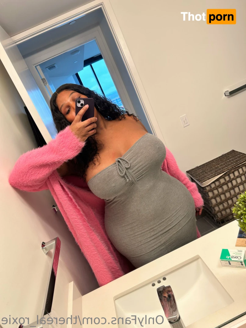 TheReal_RoxieFree 15470775