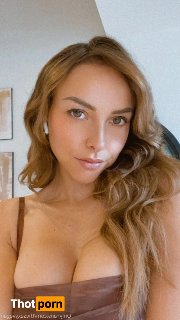 Rachel🍒follow for free 2650474