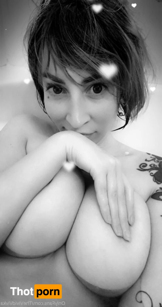 TheVividVivka 5648346