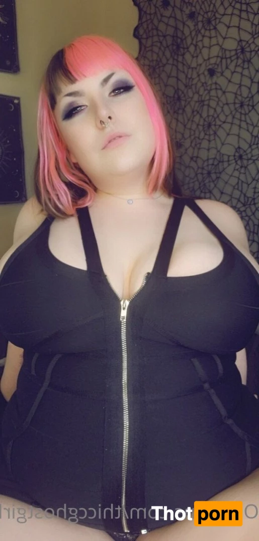 ThiccGhostGirl 2660073
