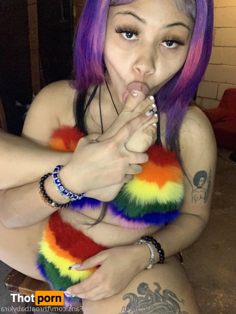 Throatbaby👅 2642835