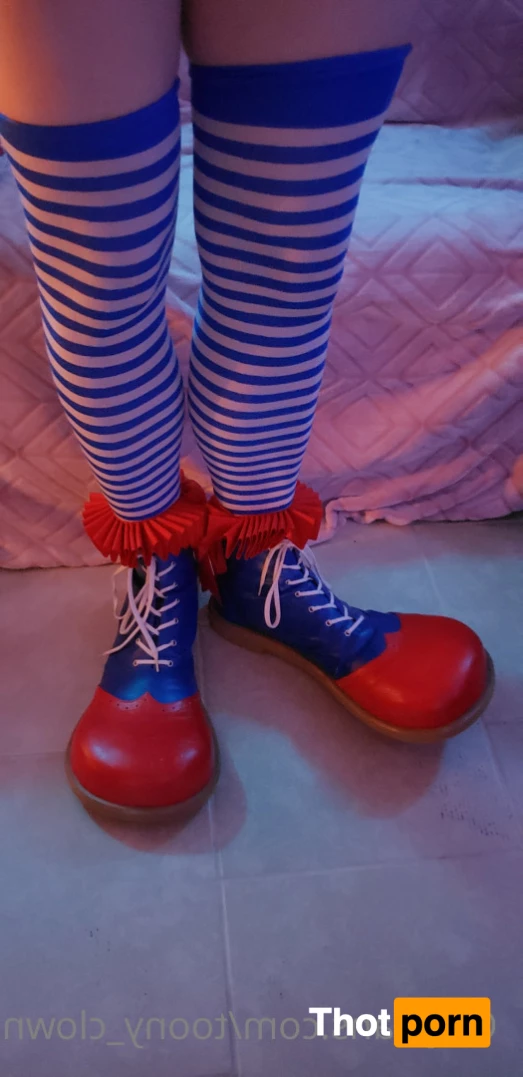 Trixy the Clown 7665838