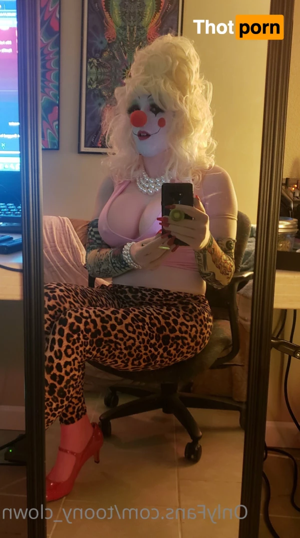 Trixy the Clown 7665860