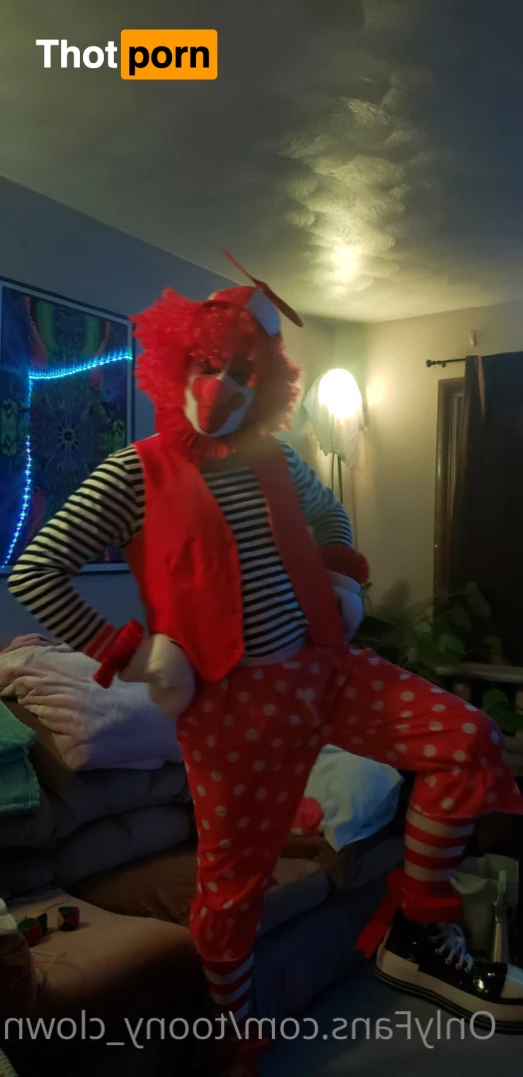 Trixy the Clown 7665864