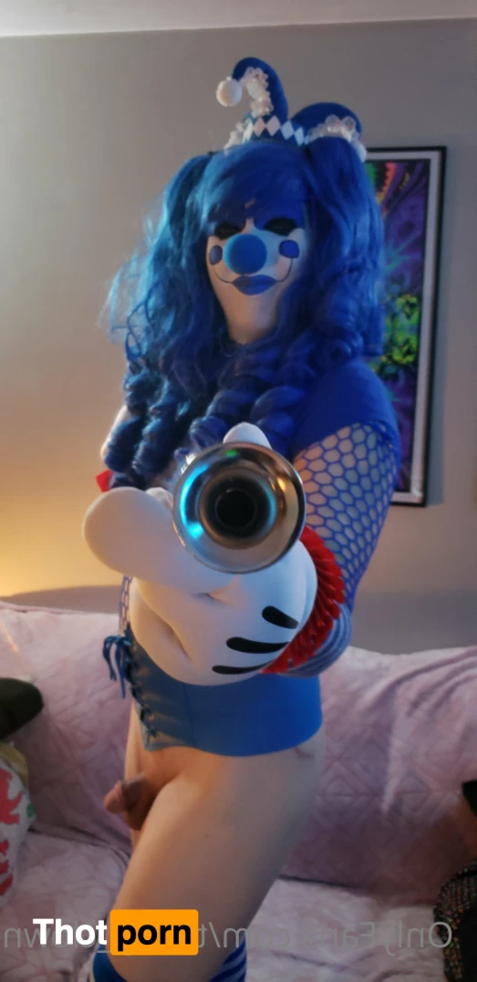 Trixy the Clown 7665903