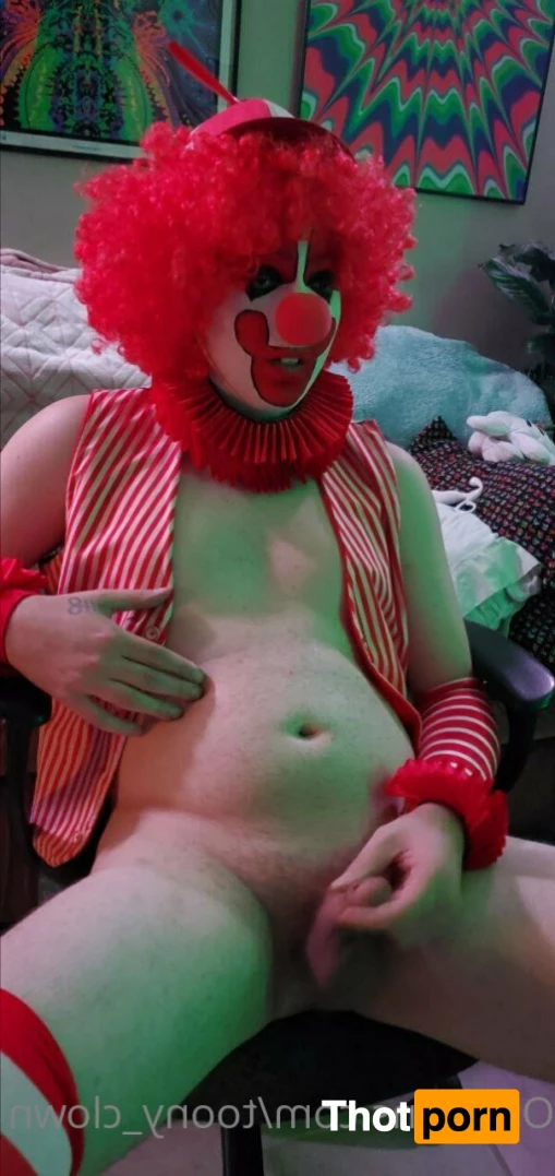 Trixy the Clown 7665925