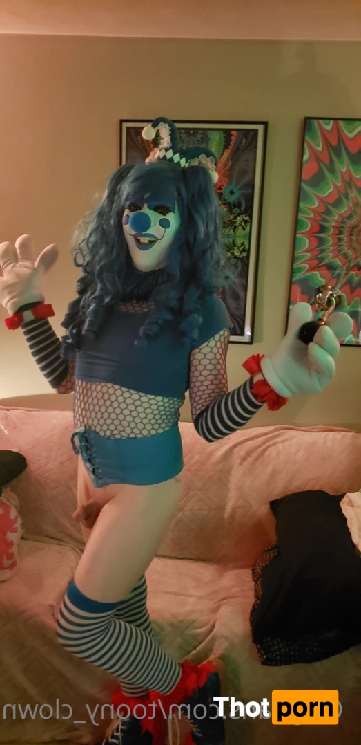 Trixy the Clown 7665983