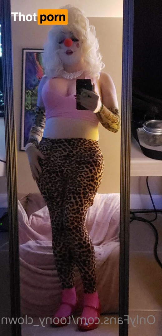 Trixy the Clown 7665988