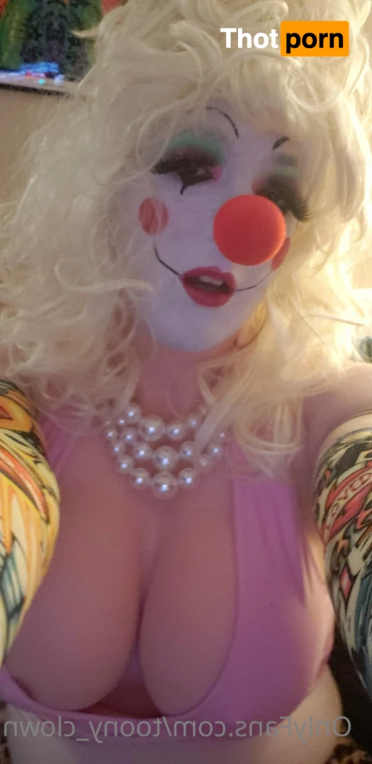 Trixy the Clown 7666034