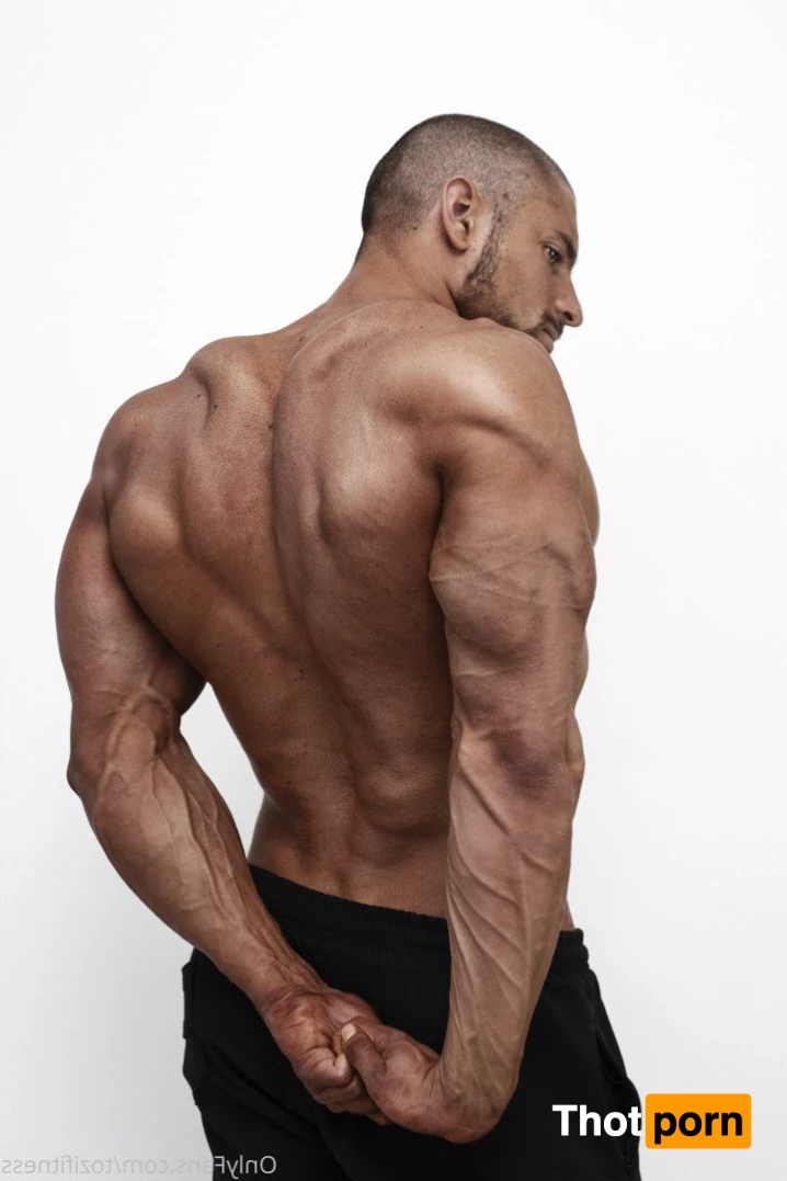 Chad Muscle😈 Top 3.3% 2895198