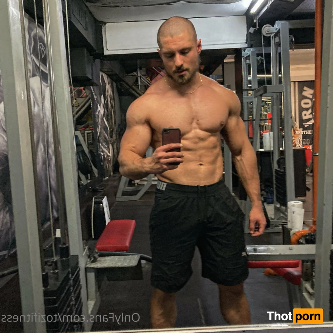 Chad Muscle😈 Top 3.3% 5641560