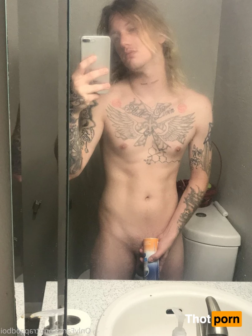trapgodboi 2612424