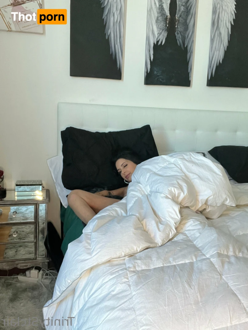 TrinityStClair 15344328