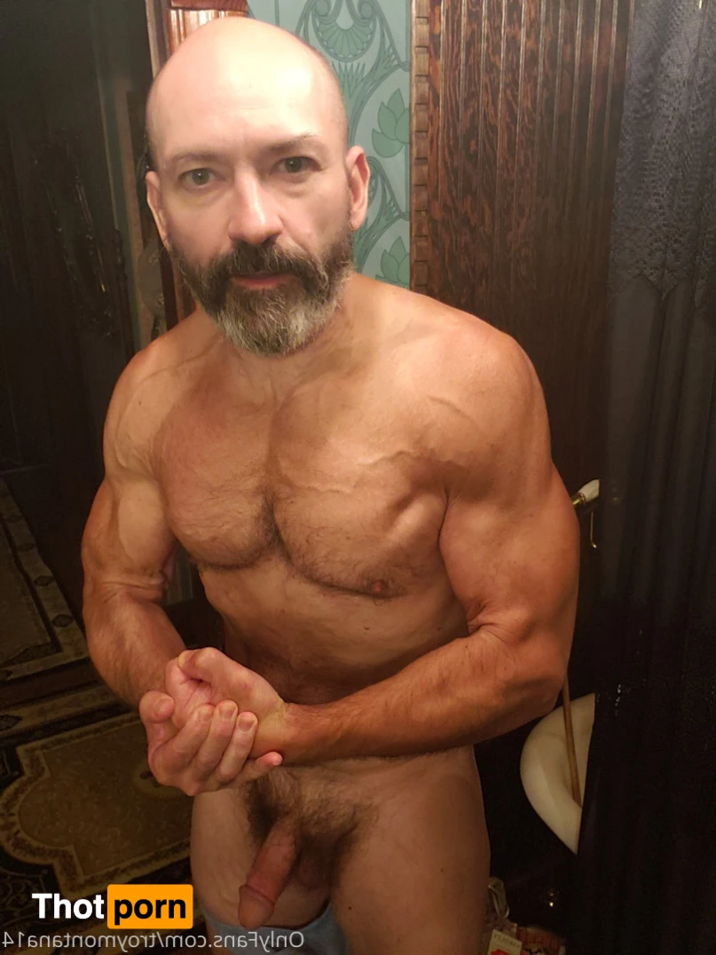 Troy Montana 15340813