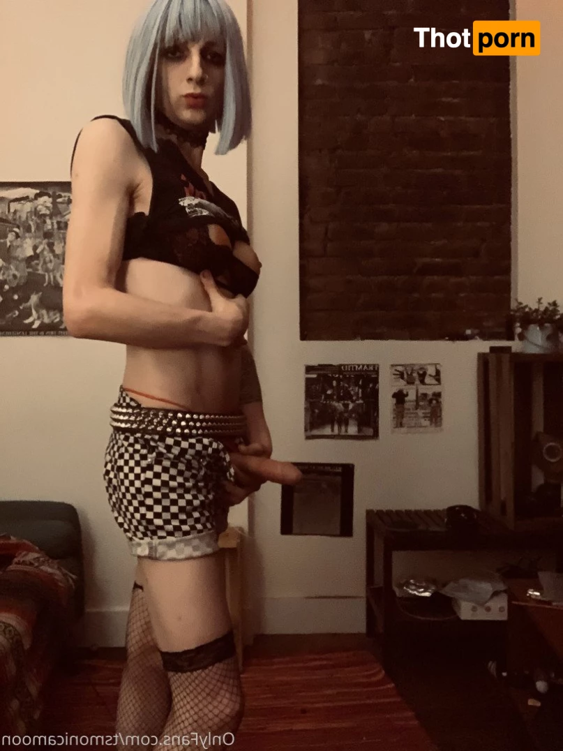 TsMonicaMoon 2893560