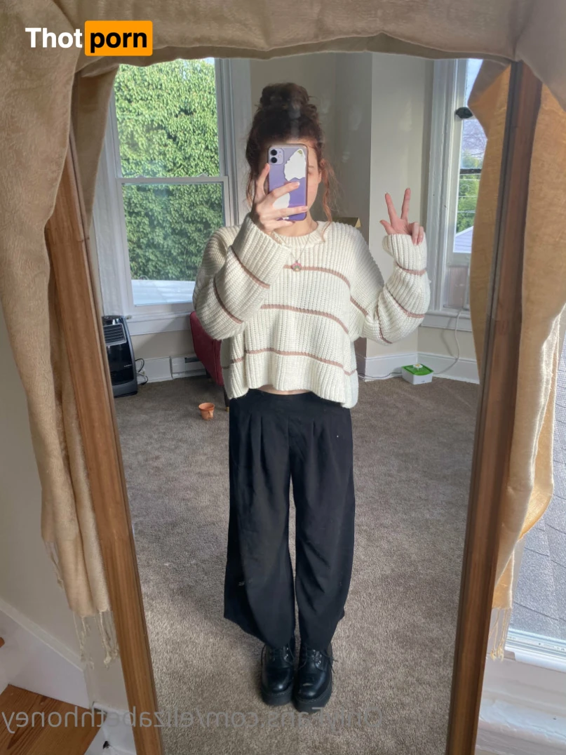 Elizabeth 💗 $4 Sale 12843305