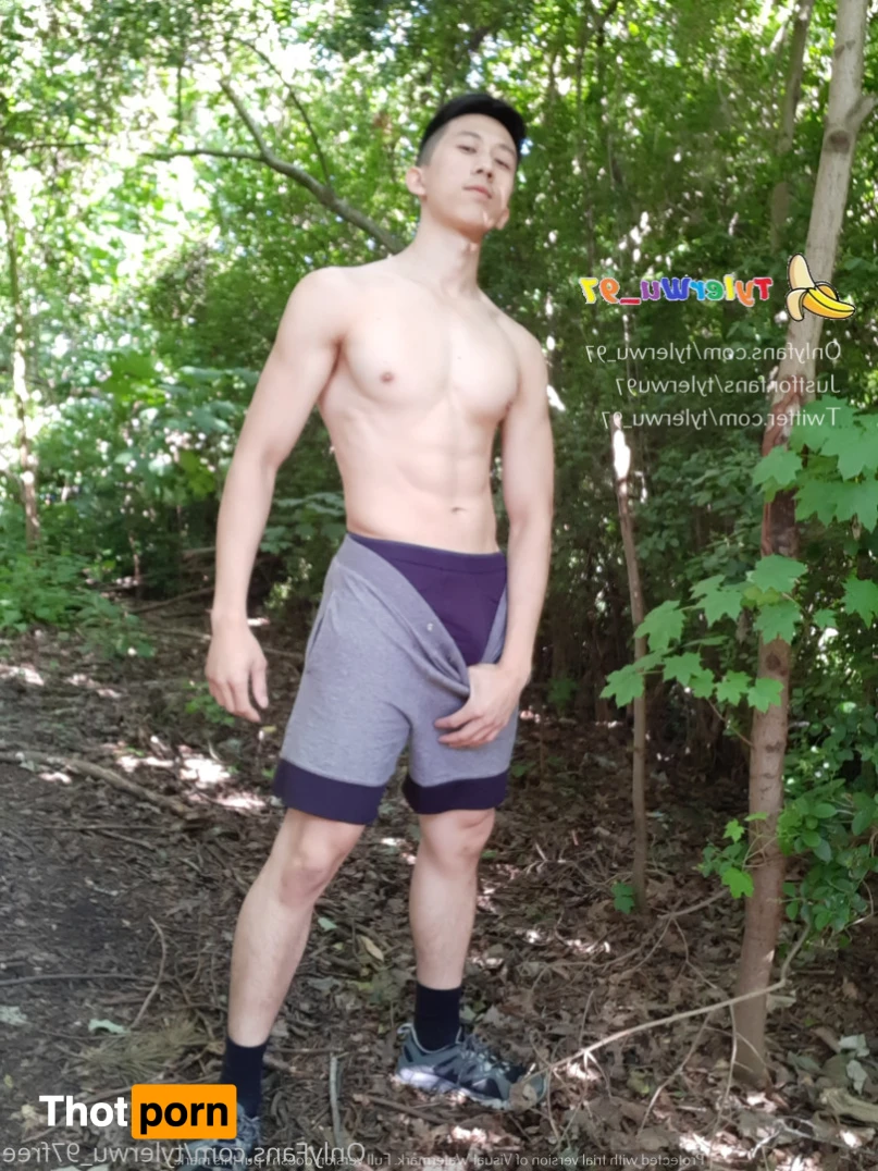 Tyler Wu | Free page woooo 15251395