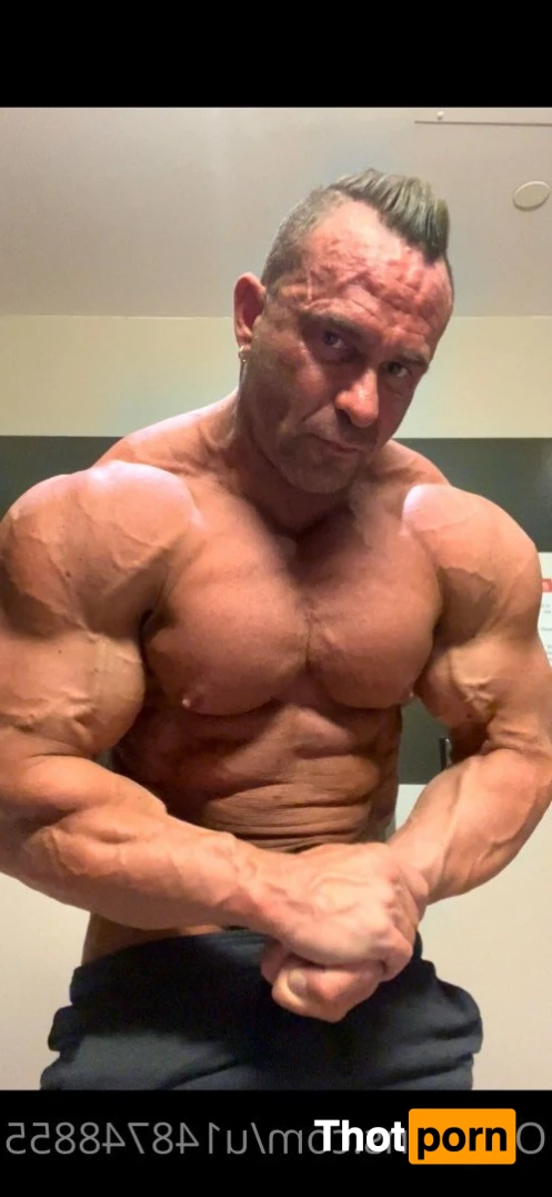 MuscleRich 2604427