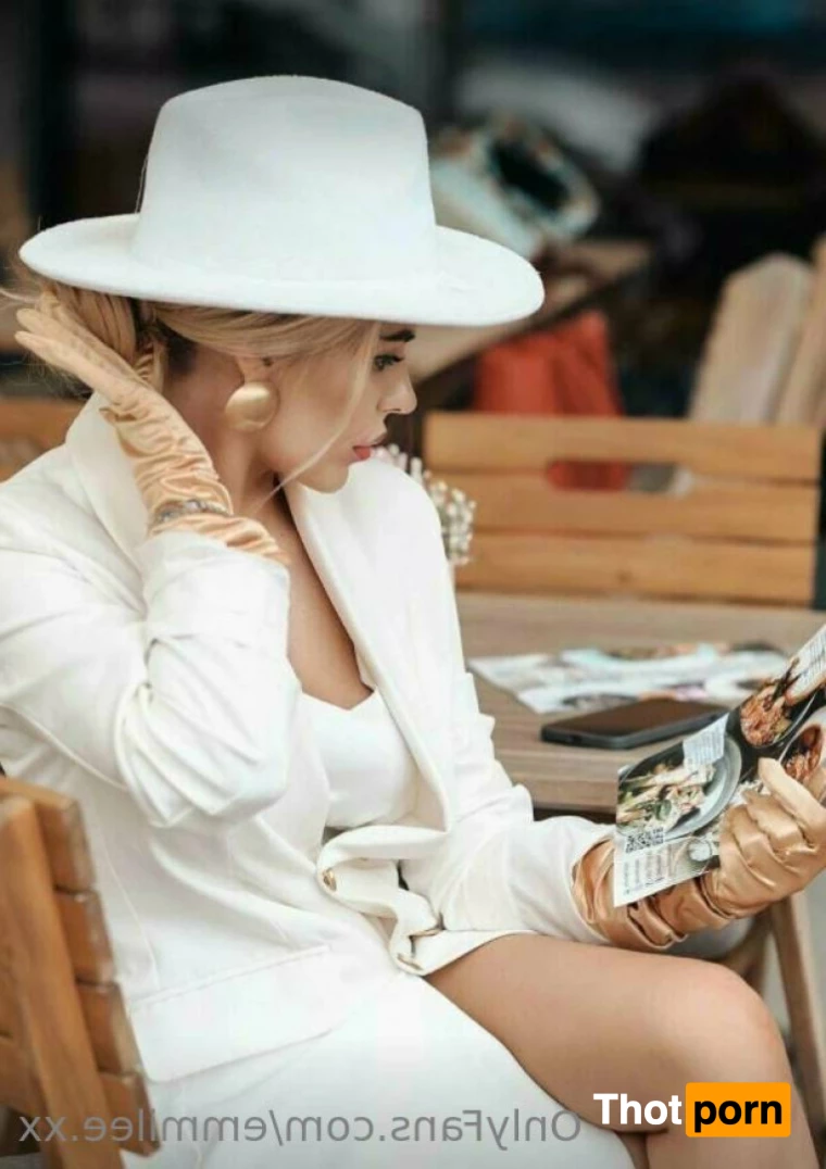 🍑﻿🍑﻿Emily🍑﻿🍑﻿ 7834998