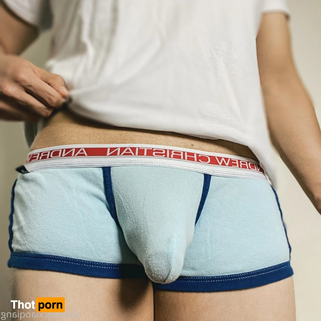 UnderXiaoQiang 2887351