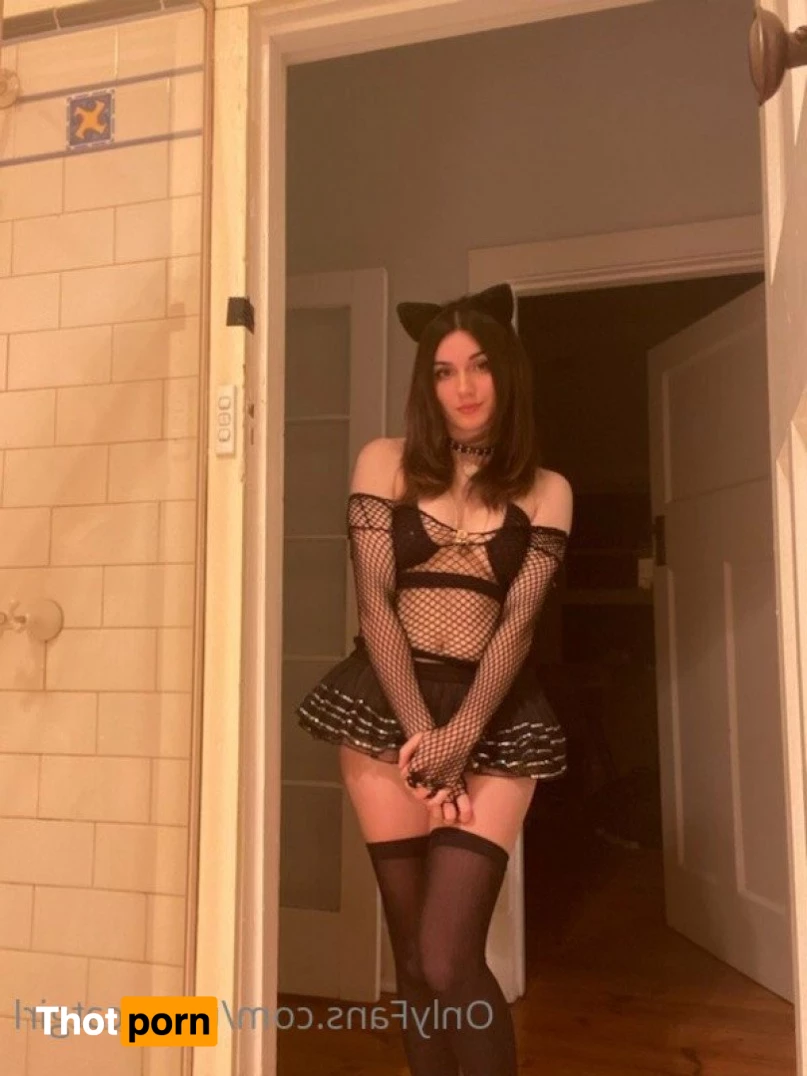 urfavcatgirl 2640883