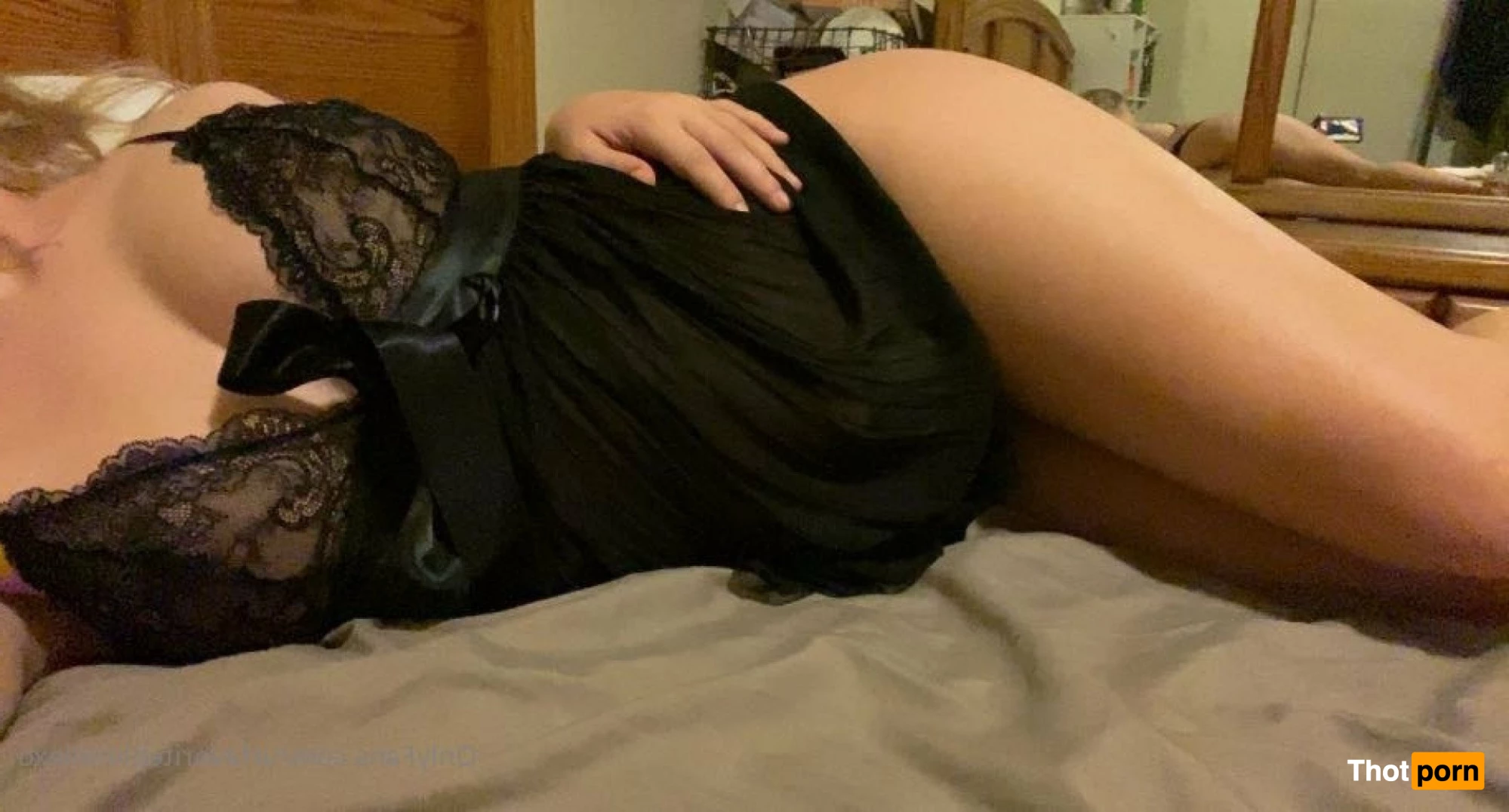 urfavoriteblondiexo 2596942