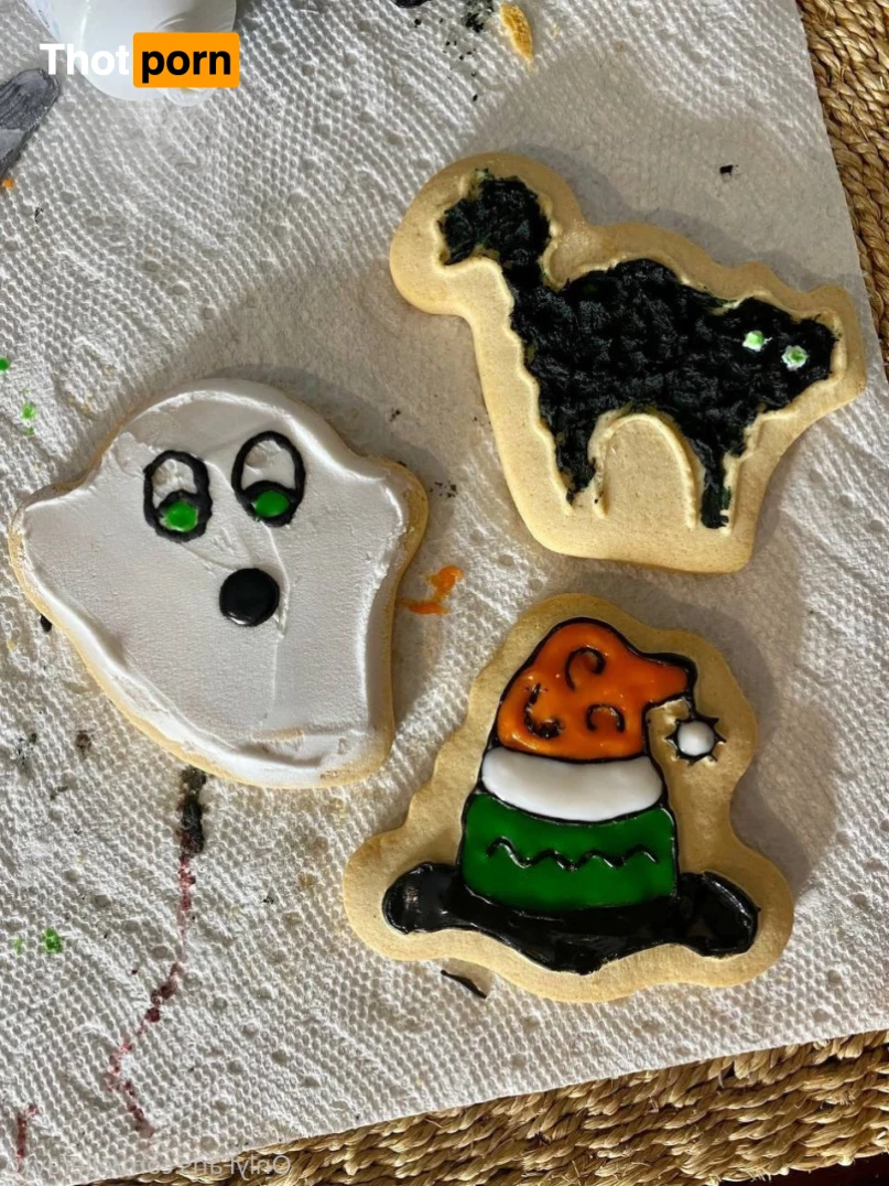 Elle Ray 🍒 9873865