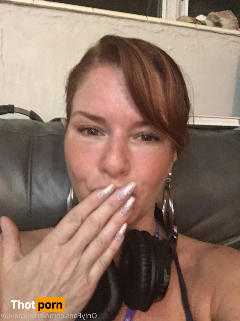 Veronica Avluv 14917113