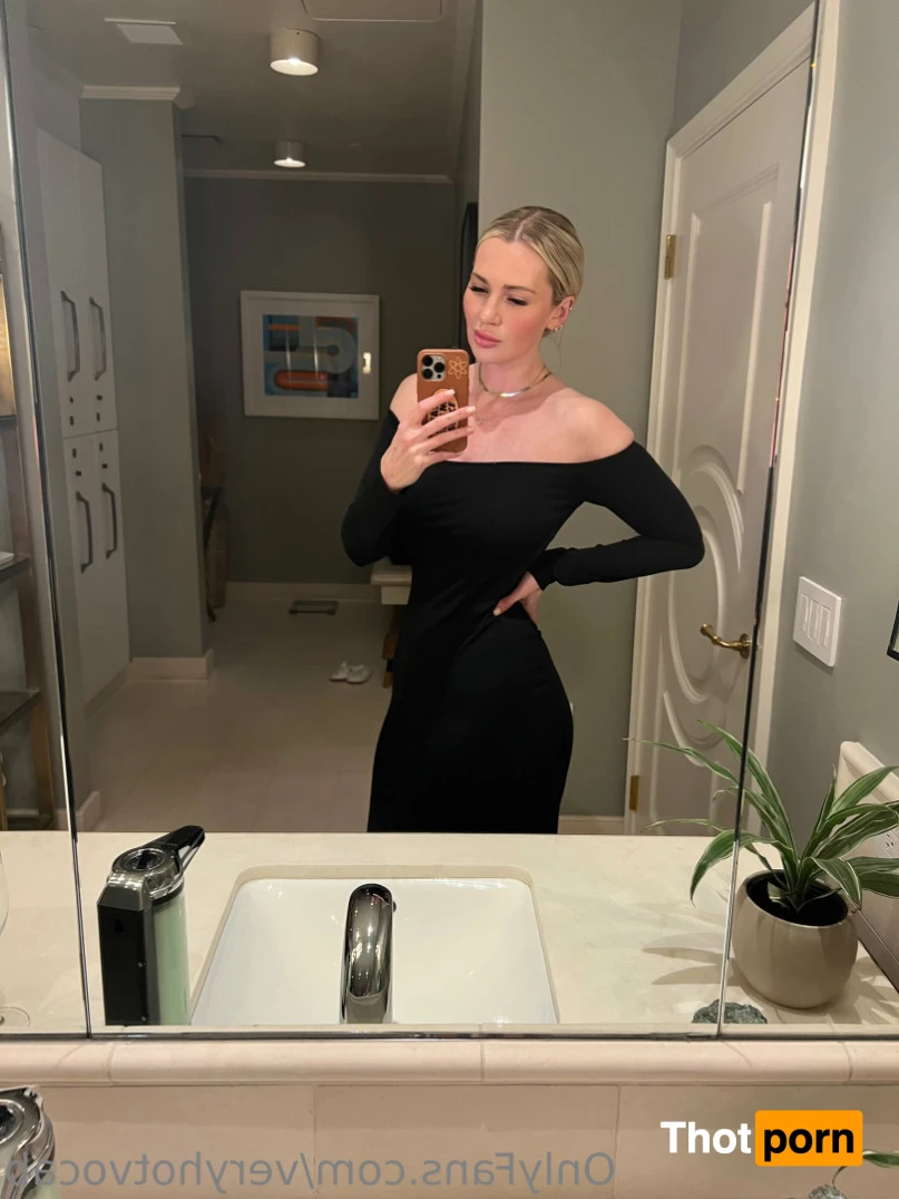 veryhotvocab 11118517