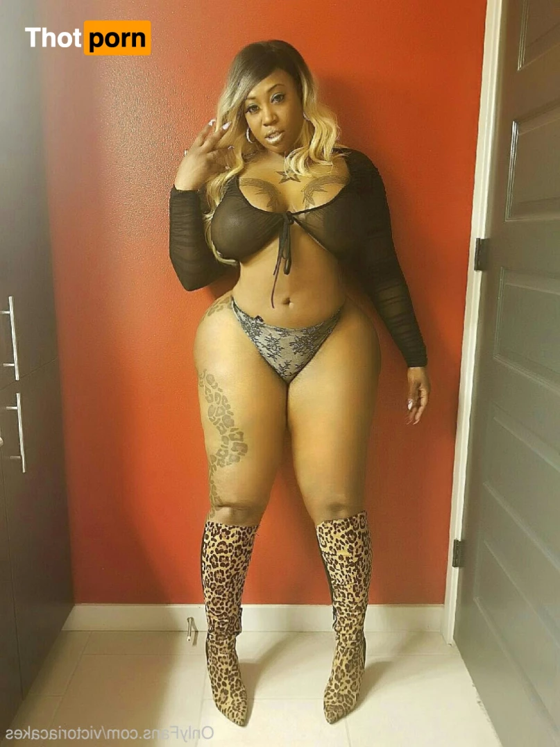 𝐕𝐢𝐜𝐭𝐨𝐫𝐢𝐚 𝐂𝐚𝐤𝐞𝐬 𝐕𝐈𝐏 🎖 10276016