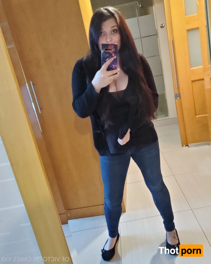 𝐕𝐢𝐜𝐭𝐨𝐫𝐢𝐚 𝐂𝐚𝐤𝐞𝐬 𝐕𝐈𝐏 🎖 10276132