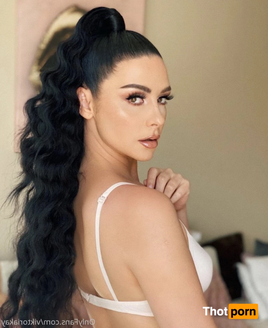 Viktoria Kay 2589921