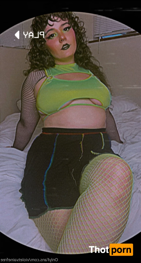 Violet Vaine 5863919