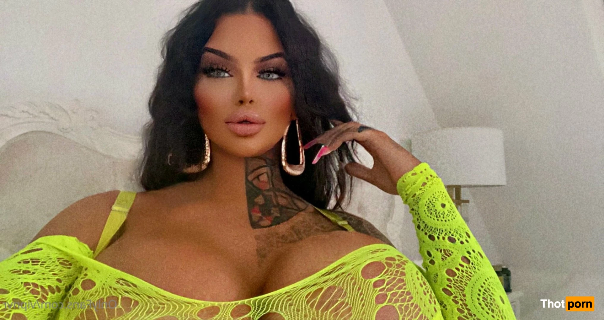 😈 Uks Biggest Tits 💦Let’s sext 2851054