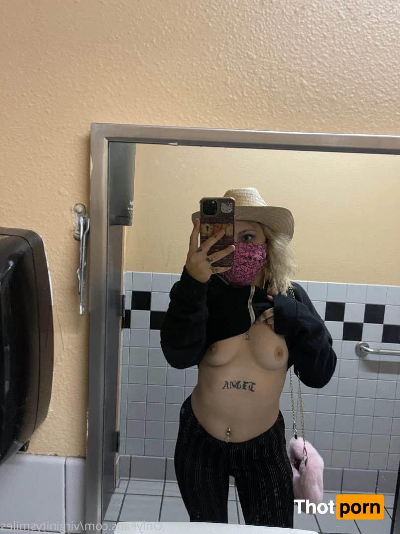 virginitysmiles 2601778