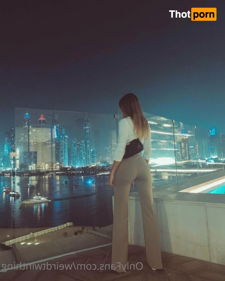 Weirdtwinthing 2848843